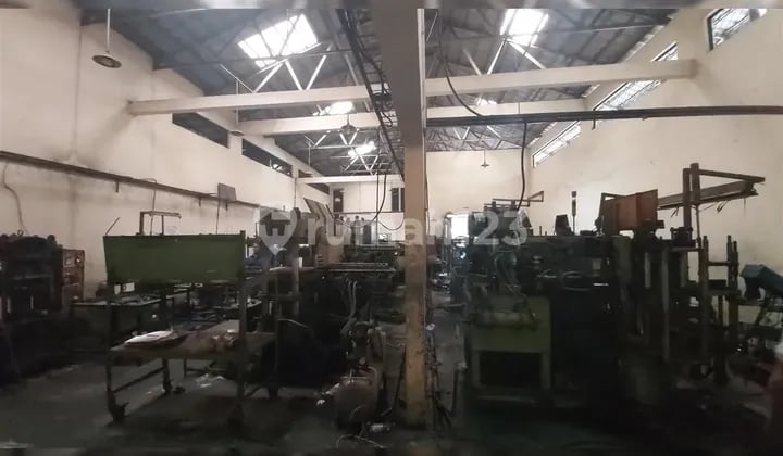 Dijual Pabrik Industri Sparepart Motor Aktif di Setu Kab. Bekasi