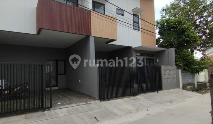 Jual Rumah Baru 2 Lantai Strategis Dekat Golden City Bekasi Utara