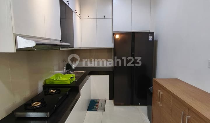 Rumah Golf Island, 3br Semi Furnished, Rapi Siap Huni