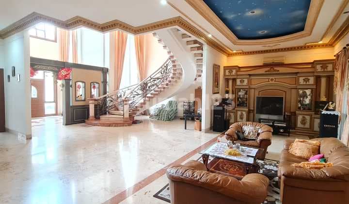 Mayang Pik House, Area 407m², Classic Design