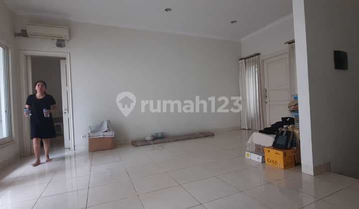 Gading Serpong Phoenix Cluster Garnet