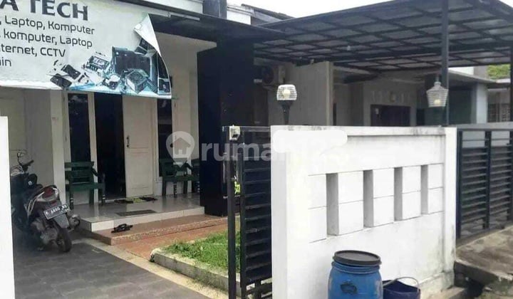 Rumah Sewa Beruang Bebas Banjir Dekat Simpang Lima