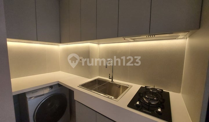 Aprtemen Orange County 1Br Premium 41 Sqm.tower Newport