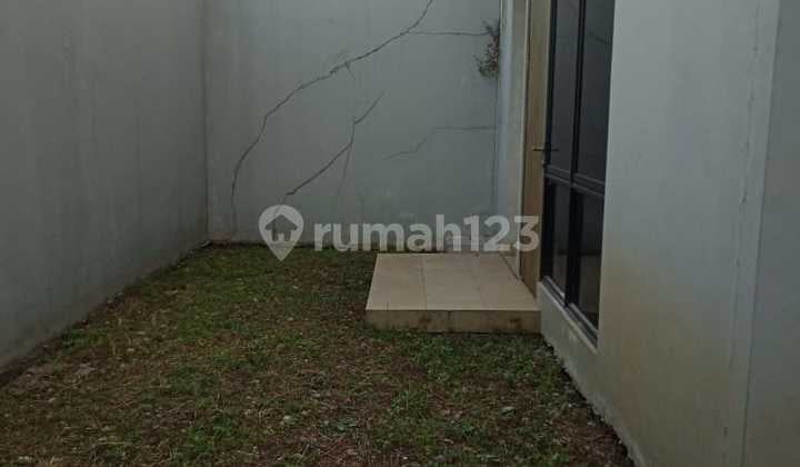 Disewakan Rumah di Taman Simruk Simmer Bliss Bagus Dan Nyaman di Lippo Cikarang