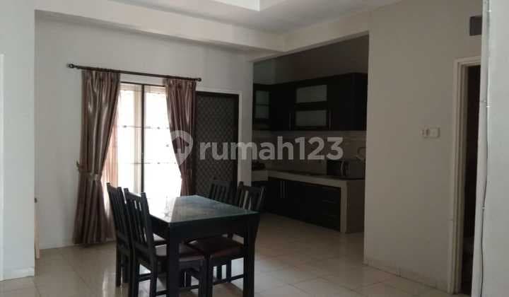 Sewa Rumah Dago Full Furnished Lokasi Strategis