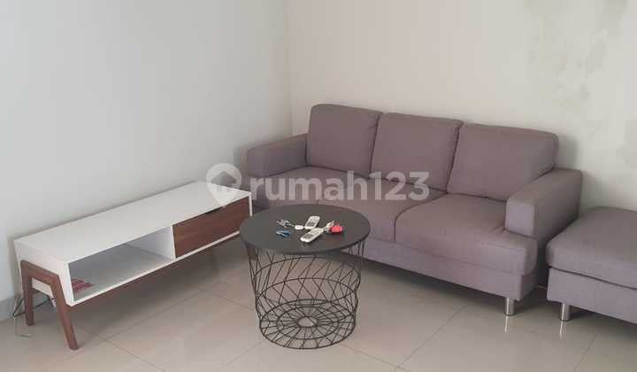 Disewakan Rumah Cluster Patio 3br Lokasi Dekat Berbagai Fasilitas Full Furnished dan Nyaman