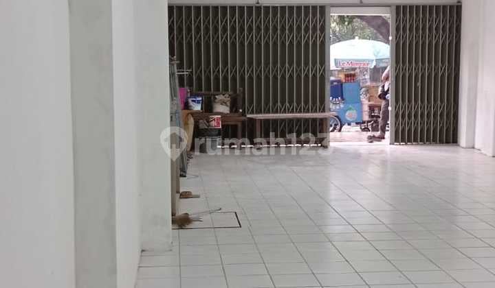 Sewa Ruko Strategis Sebelah Yogya Kepatihan Bandung Siap Pakai