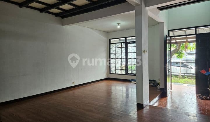 Jual Rumah 2 Lantai Sayap Turangga Siap Huni