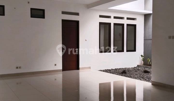 Jual Rumah Batununggal Indah Siap Huni Sangat Nyaman Blong
