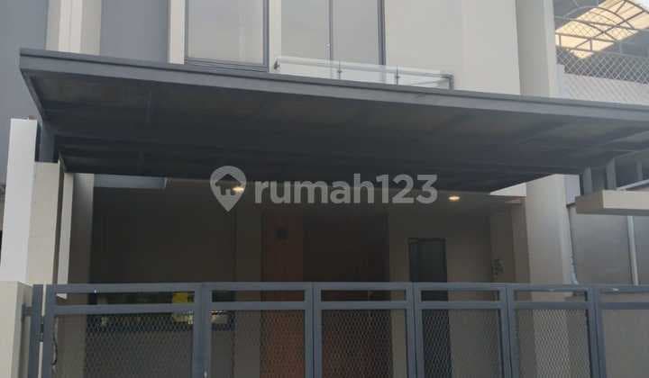 JARANG ADA RUMAH MEWAH 2 LANTAI BARU SIAP HUNI DI KEMBAR BANDUNG