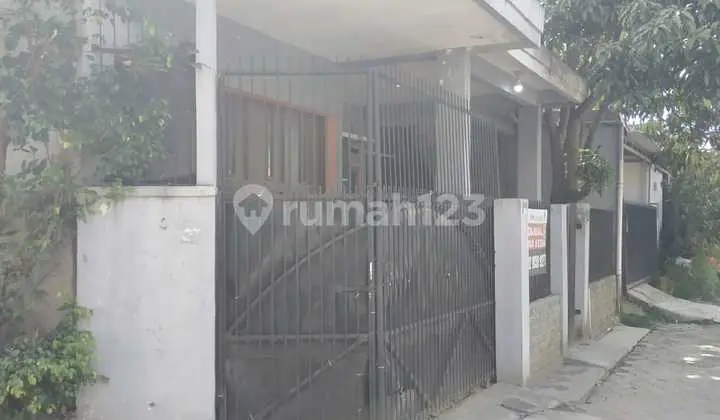 Dijual Rumah Terawat Siap Huni Area Sadang Sayap Taman Kopo Indah