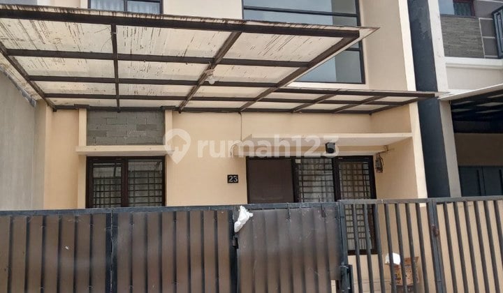 Dijual Rumah Terawat Siap Huni Strategis Kiara Sari Buah Batu