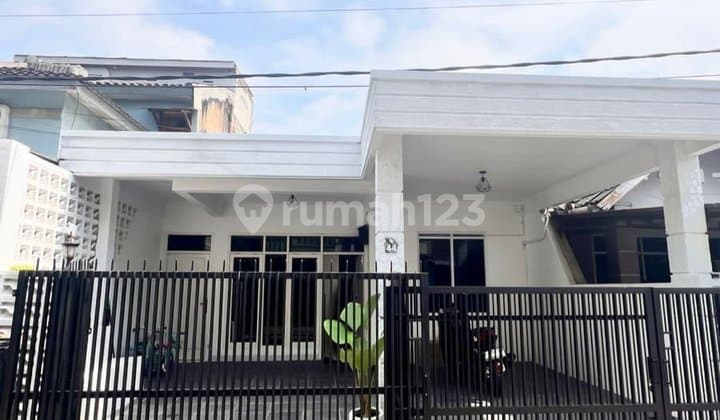 Indonesian property translator output: For Sale: Minimalist Furnished Ready-to-Occupy House, Permata Kopo, Bandung