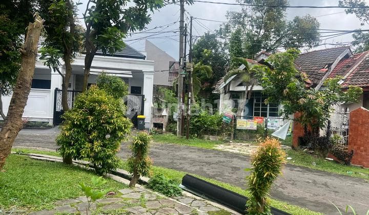 Kavling Depan Taman bisa KPT Griya Loka Bsd City