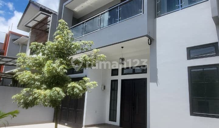 Rumah Baru Modern Design Swimming Pool Bsd City