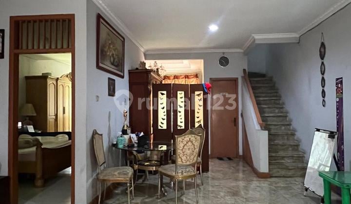 Rumah Kamar Banyak Rapih Lingkungan Nyaman Giri Loka BSD City