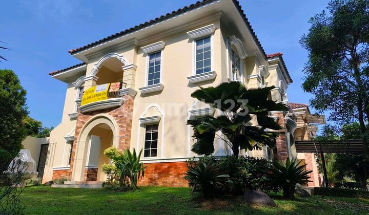 Rumah Mandiri American Style Design Lingkungan Asri BSD City