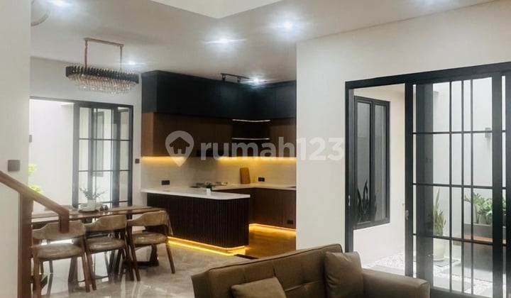 Rumah Baru Tropical Design Depan Taman Kencana Loka Bsd City