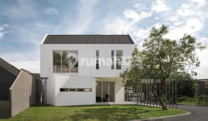 Rumah Industrial Depan Taman Fully Furnished Delatinos Bsd City