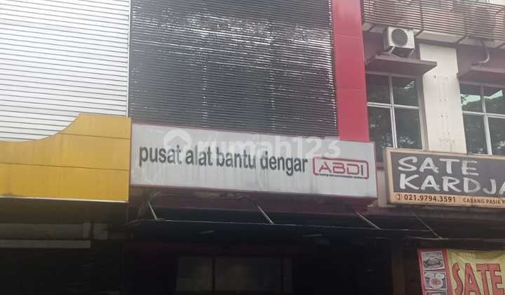 Ruko Siap Pakai Hadap Jalan Raya Dekat Tol BSD