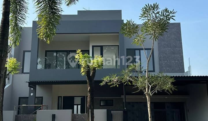 Rumah Baru Mewah Boulevard Row Jalan 4 Jalur Bsd