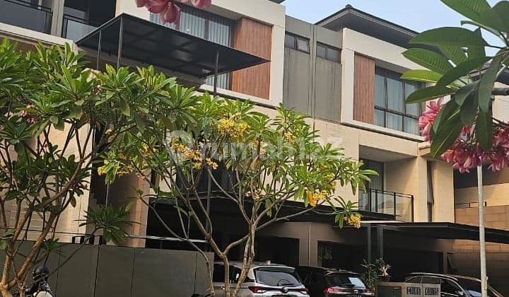 Rumah Mewah Siap Huni di The Zora BSD Dekat Mall