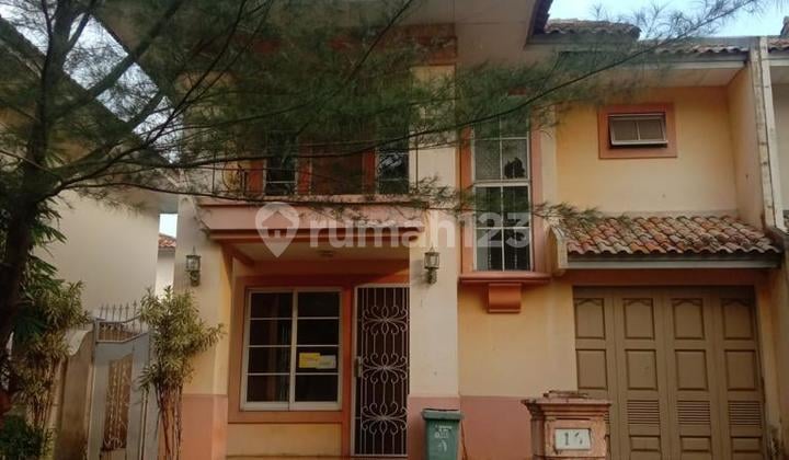 Rumah 2 Lantai Siap Huni di Beverly Golf Lippo Karawaci Dekat Uph
