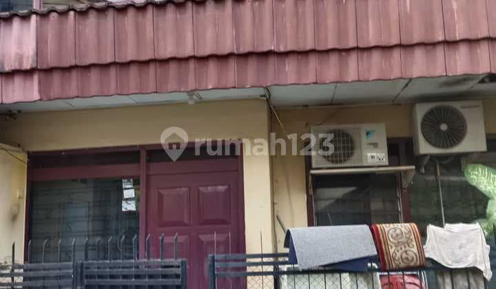 Rumah Kos di Tanah Abang