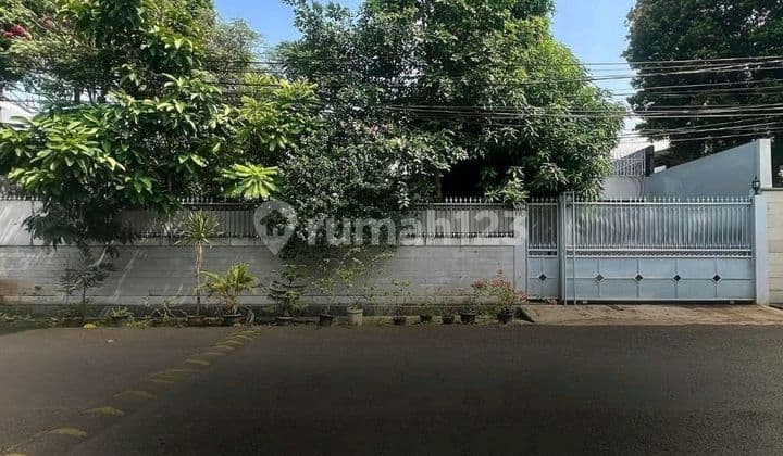 Kebayoran Baru ~ Lt/lb 550/470 ~ Prime Area ~ Hot Sale ! Best Price !