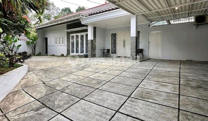 Kemang ~ Lt/lb 362/278 ~ Siap Huni