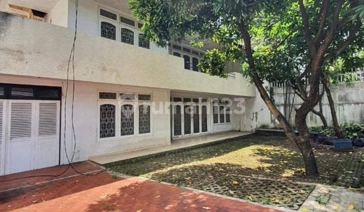 Kebayoran Baru ~ Lt/Lb 384/350 ~ Prime Area