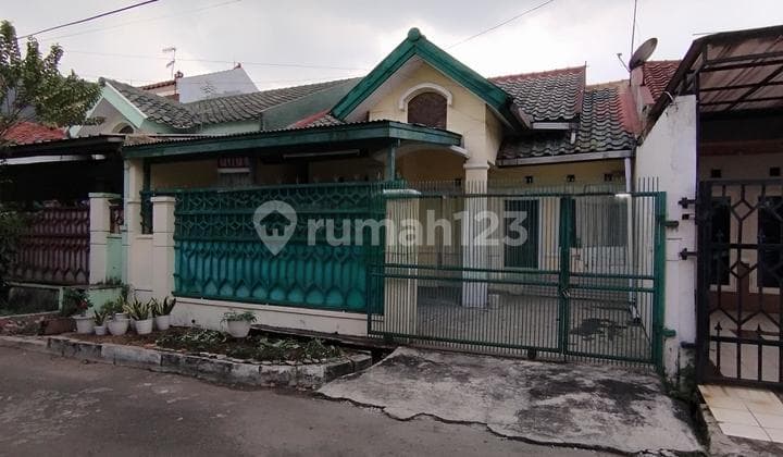 Jual Rumah di Boulevard Hijau, Harapan Indah Bekasi