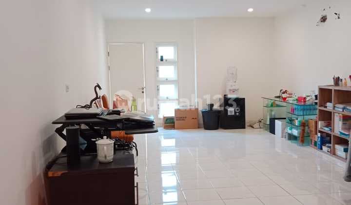 Rumah di Pluit Selatan Jakarta Utara, Layak Huni Dan Masih Terlihat Baru