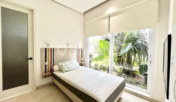 Dijual Rumah 2 Lantai Tanah Berkontur di Cirendew