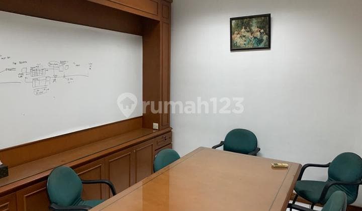 Rukan Graha Cempaka Mas Jakarta Pusat, Full Furnished, Ex Kantor, Kondisi Masih Bagus.