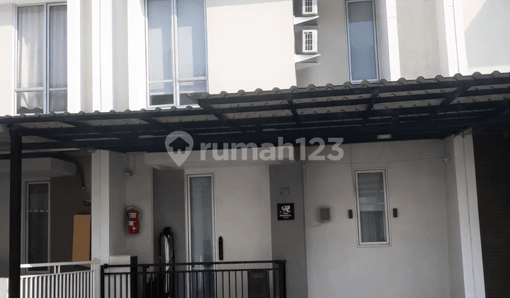 Rumah Cantik 2 Lantai Siap Huni Semi Furnish Cluster Boston Village Gading Serpong