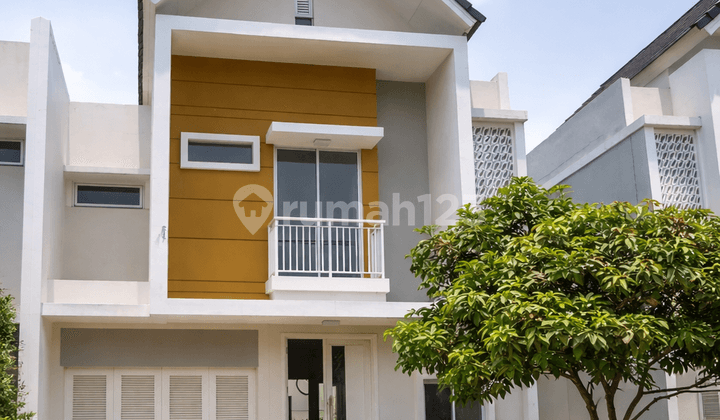 Rumah Cantik 2 Lantai Cluster Amanda Summarecon Bandung