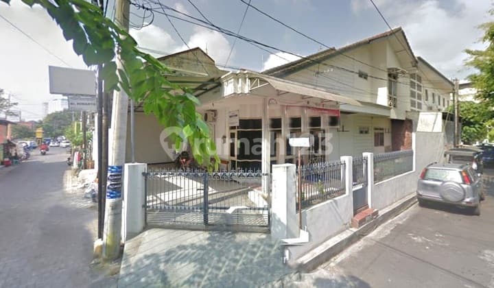 House near Simpang Lima and Telogorejo Hospital Semarang