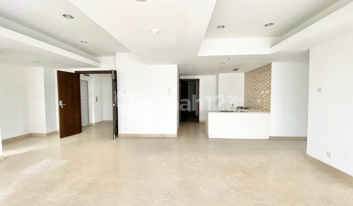 Termurah Apartment Royale Springhill Kemayoran 3BR 192 Meter