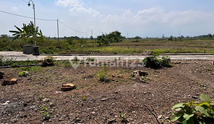 Tanah 150 Jt Timur Puseskmas Karangpelem Kedawung