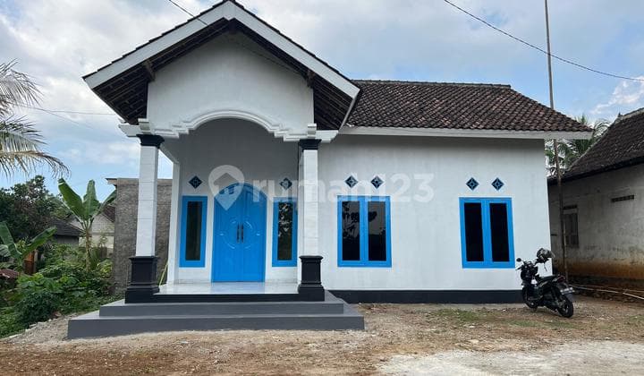 Rumah Strategis 200m Pinggir Jalan Kerjo