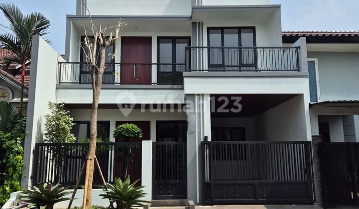 Rumah Brand New Modern Design dengan Lokasi Stategis di Bintaro.