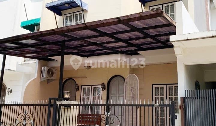 Rumah Bagus, Minimalis, Siap Huni Dalam Cluster di Pondok Aren.