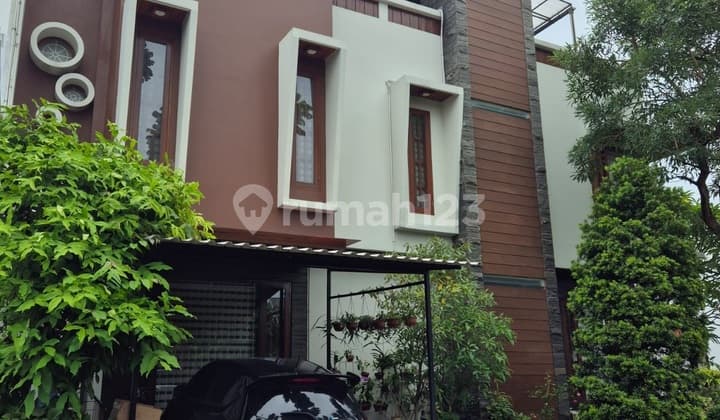 Rumah Bagus, Apik, Cantik siap huni dalam Cluster di Bintaro Sektor 9