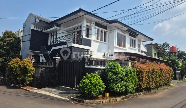 Rumah Bagus, Posisi di Hook, Lokasi Strategis Bebas Banjir di Bintaro