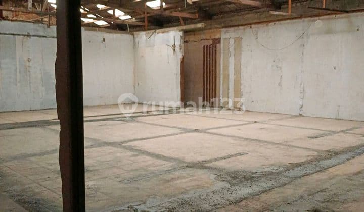 Ruang Tempat Usaha Cocok Untuk Redtauran Dan Tempat Hiburan