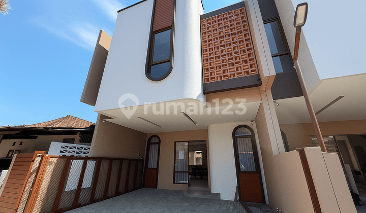 Rumah Baru 2 Lantai Minimalis Modern Pajajaran Bandung