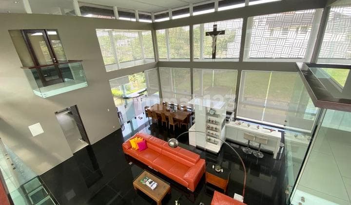 Rumah Lux KBP view danau semi furnished