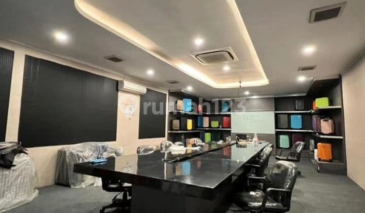 Pabrik siap pakai di kawasan pergudangan Cilampeni Katapang