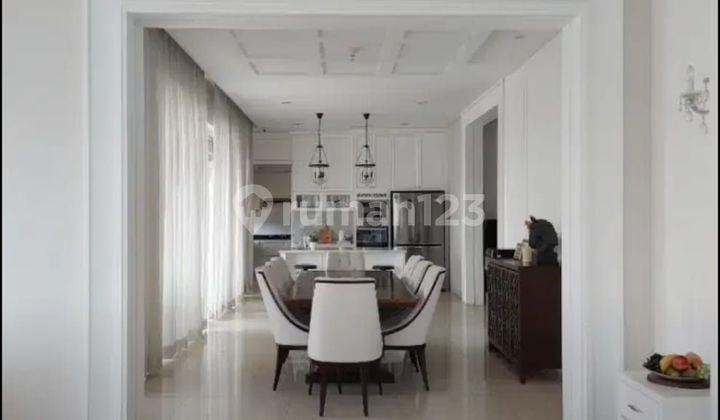 Rumah bagus Furnished ditatar prestisius Kota Baru Parahyangan siap huni view danau